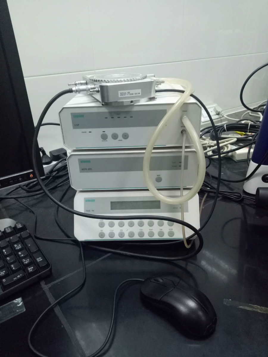电动冷热台